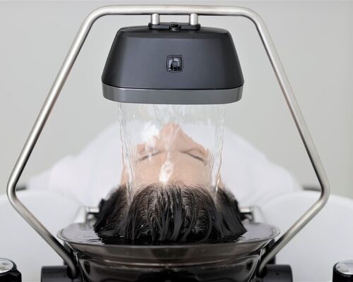 ◇ユメヘッドバス　貸出画像②女性モデル (1)